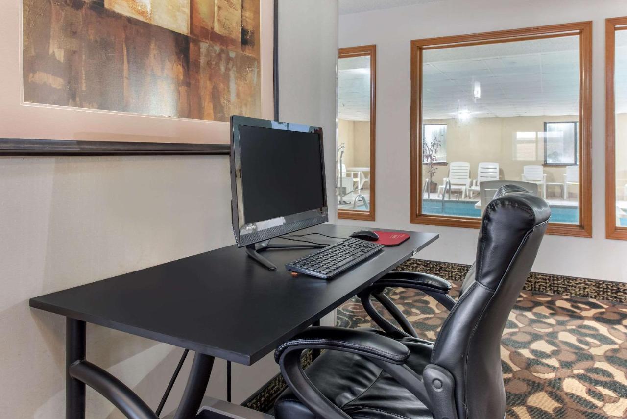Quality Inn & Suites Lebanon I-65 Ngoại thất bức ảnh