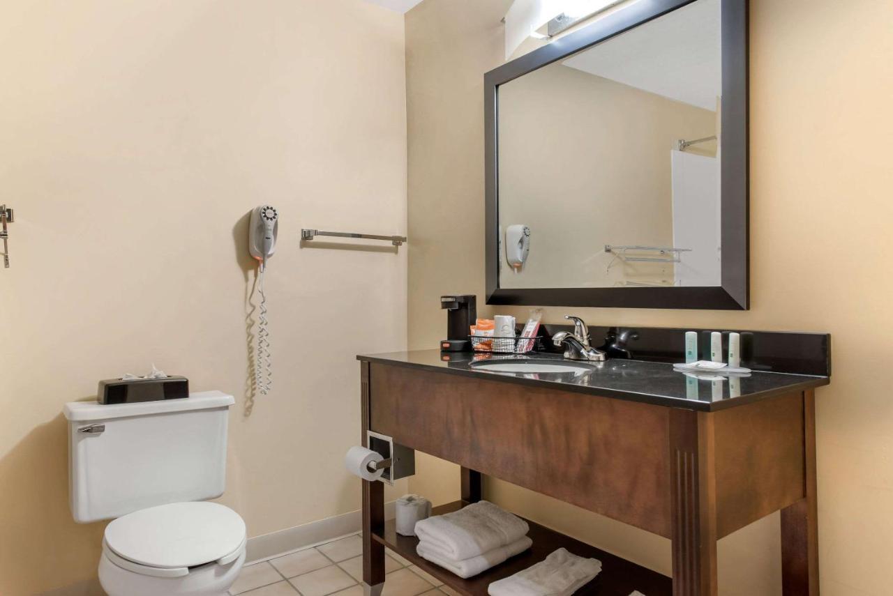 Quality Inn & Suites Lebanon I-65 Ngoại thất bức ảnh